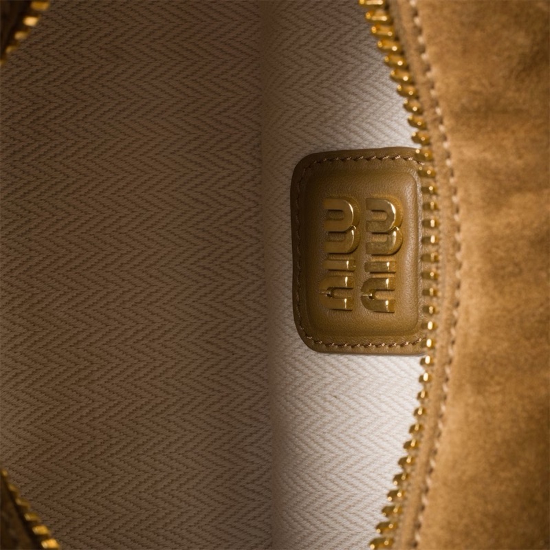 Miu Miu 女士 Arcadie 加墊絨面革手提包均碼碼10.5cm*7.5cm*22cm-2