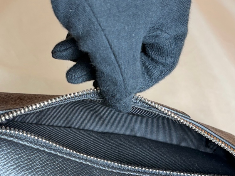 😱這個必買 LV 路易威登 Louis Vuitton 黑老花拼接皮革腰包 胸包-7