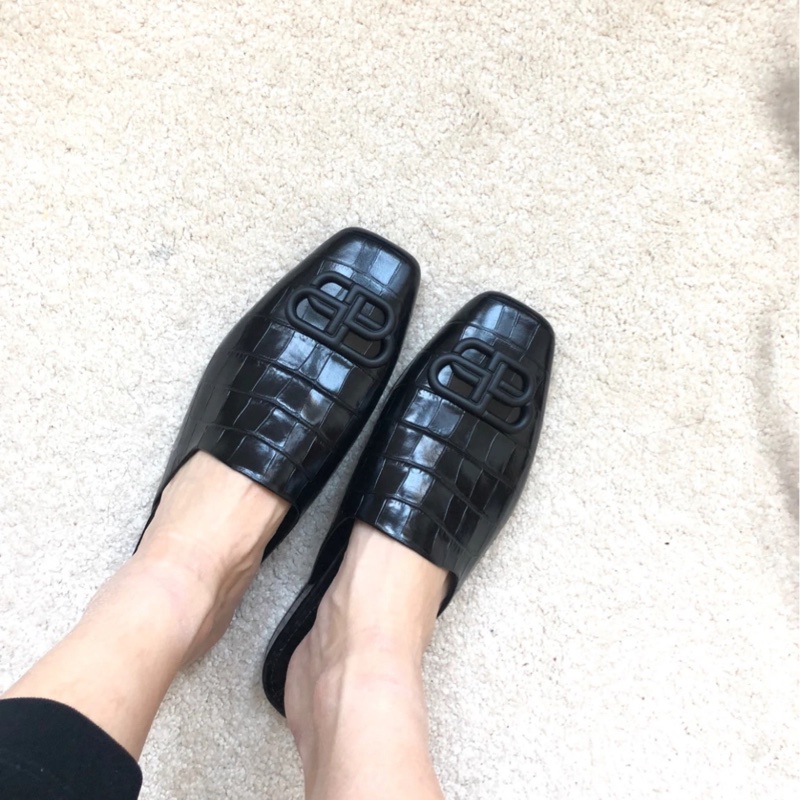 閒置未使用 Balenciaga巴黎世家 BB扣男款黑色鰐魚壓紋樂福鞋平底鞋 42碼-1