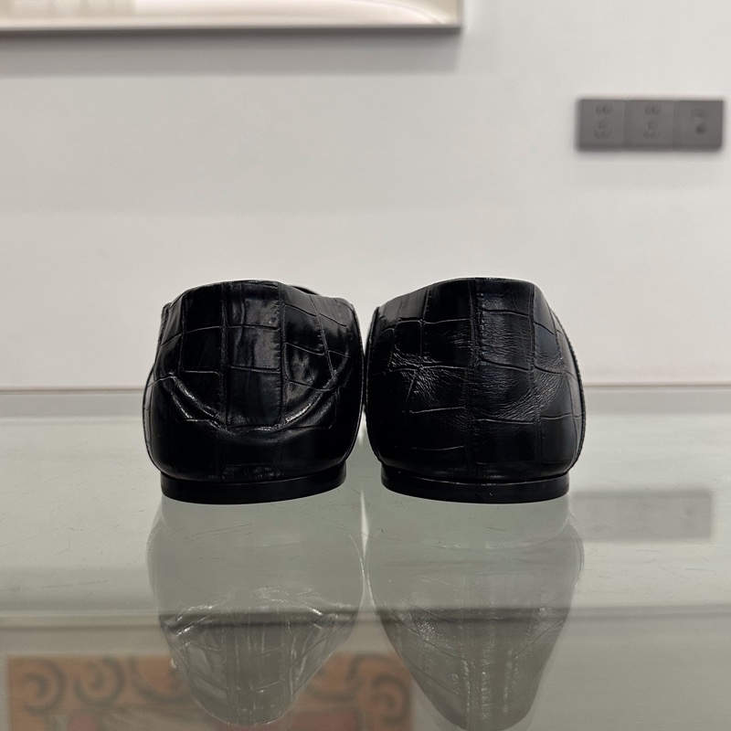 閒置未使用 Balenciaga巴黎世家 BB扣男款黑色鰐魚壓紋樂福鞋平底鞋 42碼-4