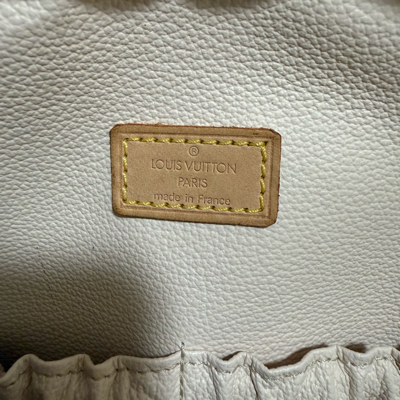 LV Monogram 便當盒 Papillon Trunk 小盒包 東京Amore購入 附盒防塵袋-6