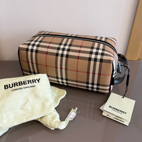 Burberry 👍🏻 100%Real保證正貨，100%New