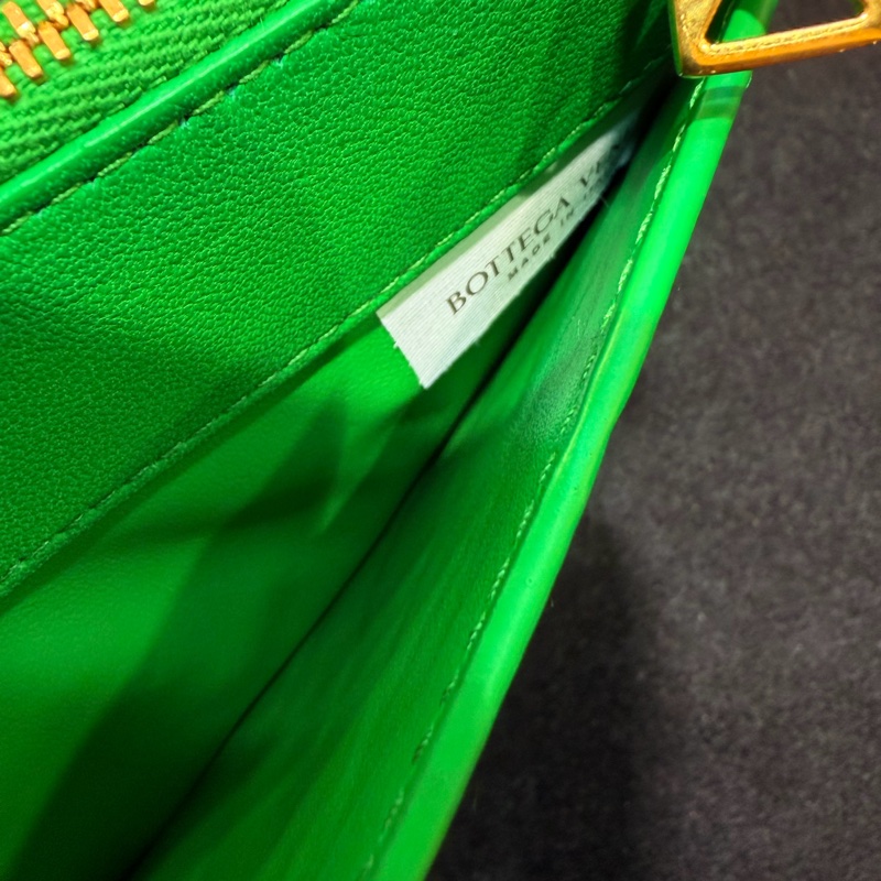 BV綠羊皮編織零錢包-4