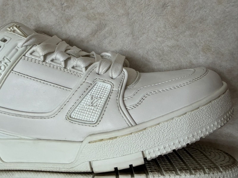 LV trainer 全白配色球鞋 運動鞋 女生38.5-39可穿-7