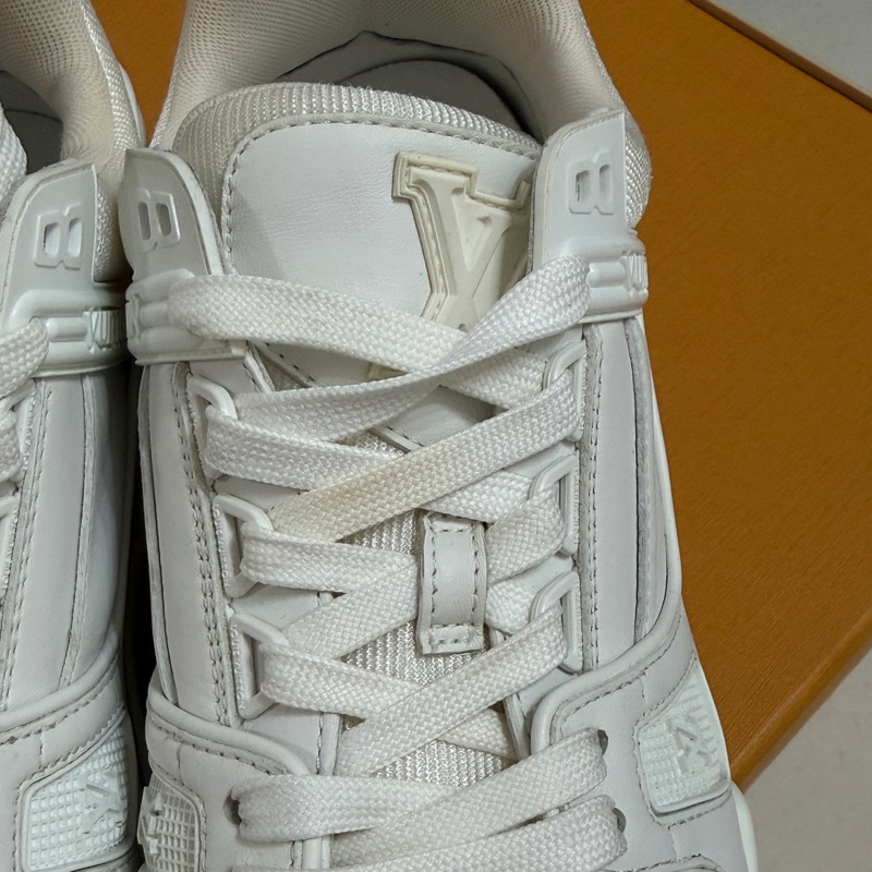 LV trainer 全白配色球鞋 運動鞋 女生38.5-39可穿-11