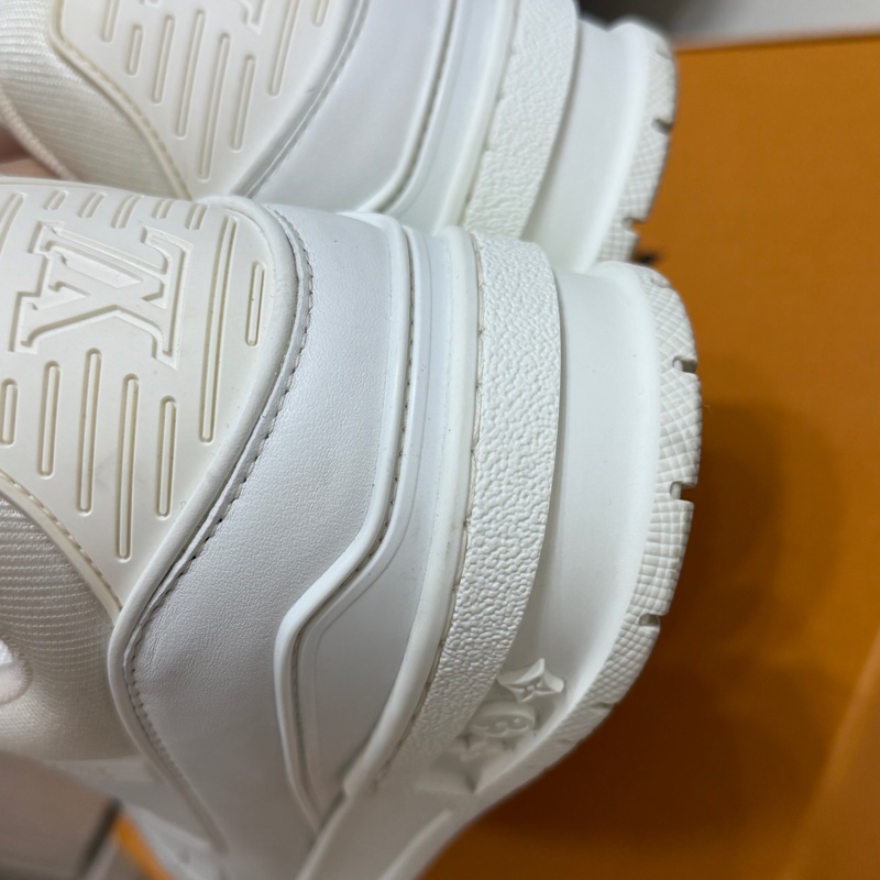 LV trainer 全白配色球鞋 運動鞋 女生38.5-39可穿-19
