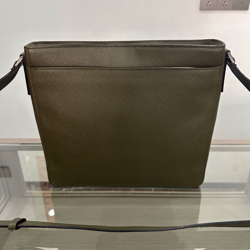 Prada普拉達 黑銀三角標logo灰綠色單肩包斜挎包29cm 🈚附件-1