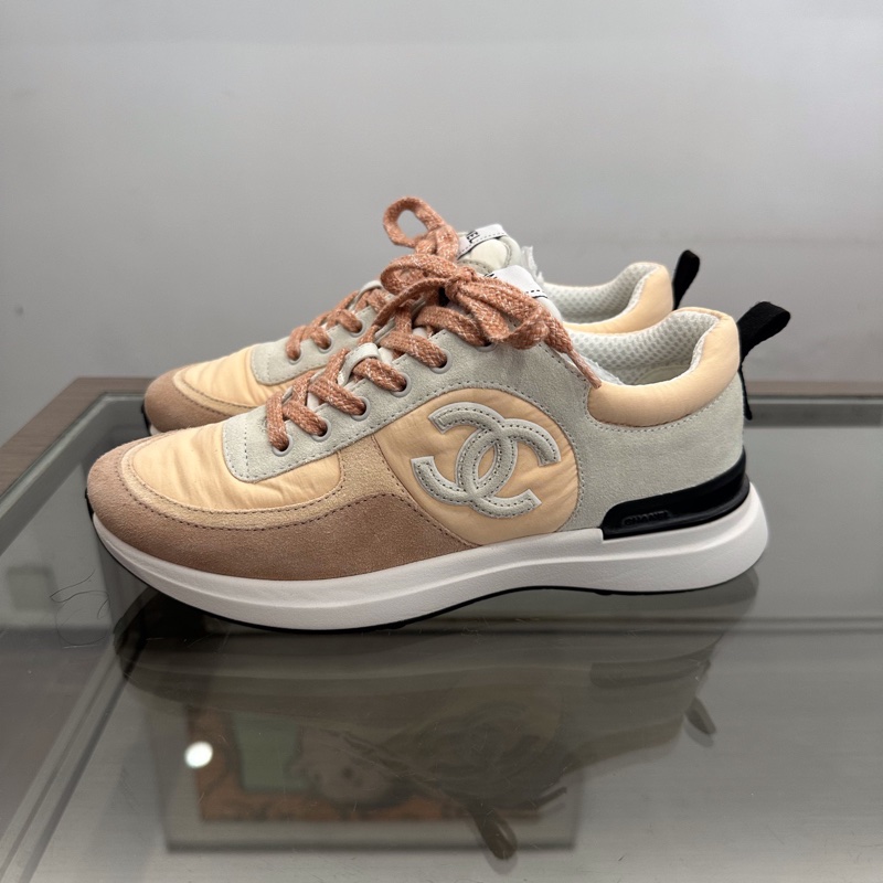 閒置未使用Chanel香奈兒 側面灰色浮雕雙C字母logo女款淺粉色運動鞋球鞋休閒鞋 37.5碼配盒-3