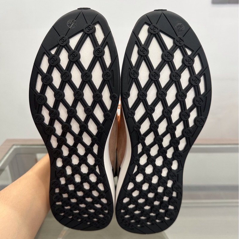 閒置未使用Chanel香奈兒 側面灰色浮雕雙C字母logo女款淺粉色運動鞋球鞋休閒鞋 37.5碼配盒-8