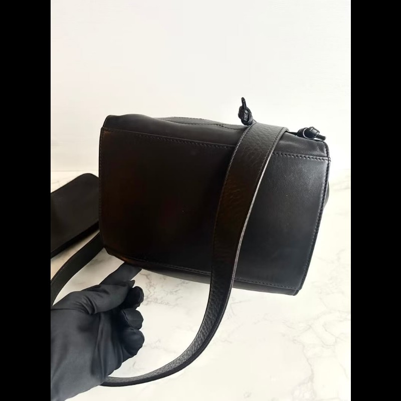 【LA LUNE】絕版中古包 Chanel黑金色鏈子水桶包 側背包 單肩包 斜背包 二手包-7