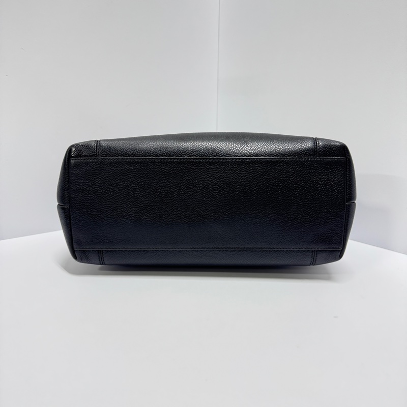 【超新‼️】Chanel 魚子醬牛皮 肩背托特包 （專櫃261,300）-7