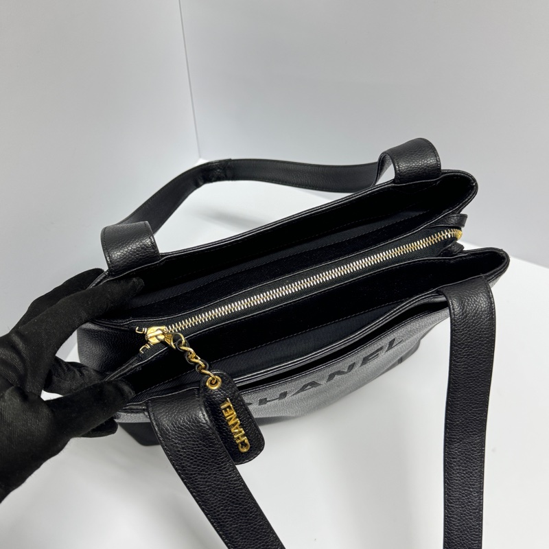 【超新‼️】Chanel 魚子醬牛皮 肩背托特包 （專櫃261,300）-8