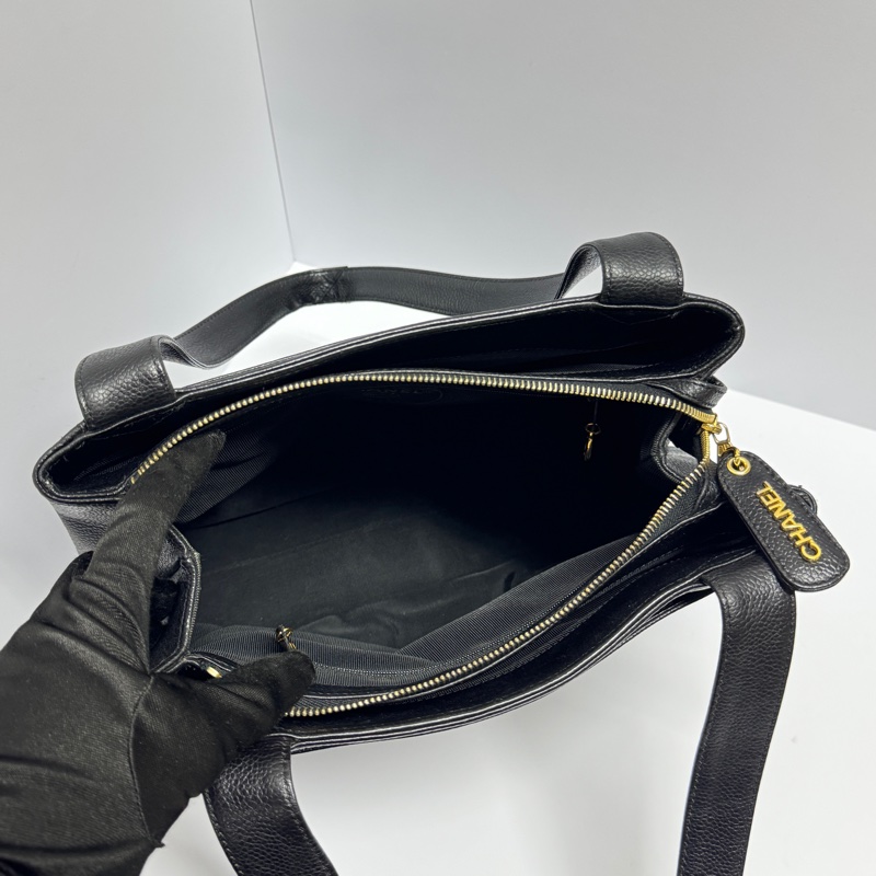 【超新‼️】Chanel 魚子醬牛皮 肩背托特包 （專櫃261,300）-9