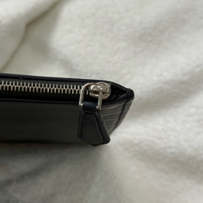 Givenchy 小鹿斑比 手拿包-3