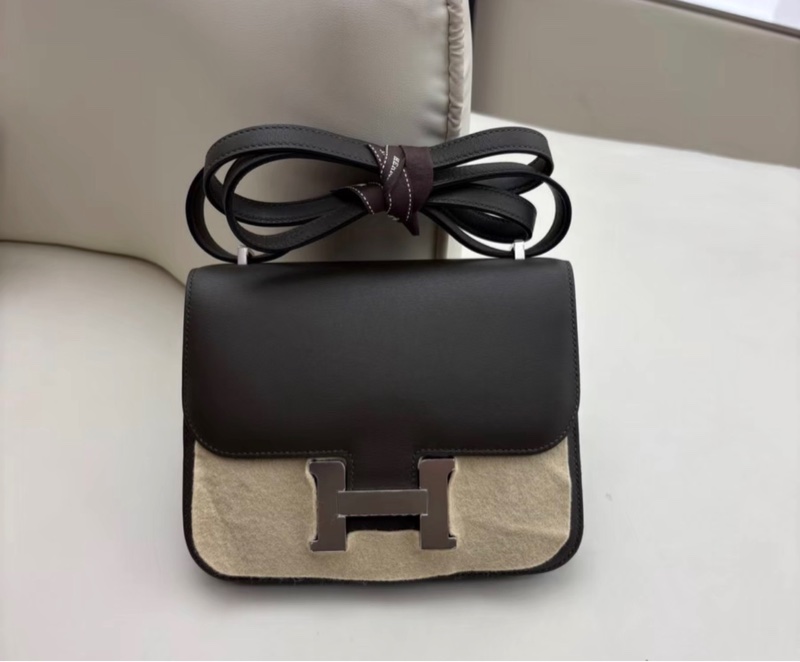 愛馬仕hermes constance19橄欖綠銀扣 swift-0