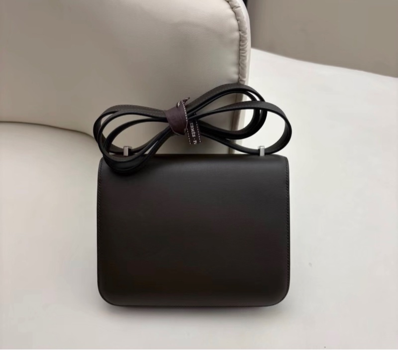 愛馬仕hermes constance19橄欖綠銀扣 swift-1