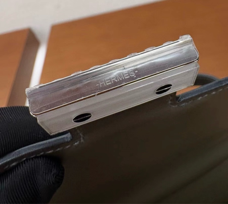 愛馬仕hermes constance19橄欖綠銀扣 swift-4