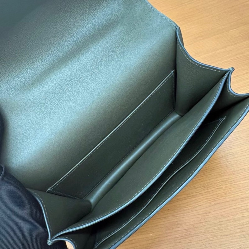 愛馬仕hermes constance19橄欖綠銀扣 swift-6