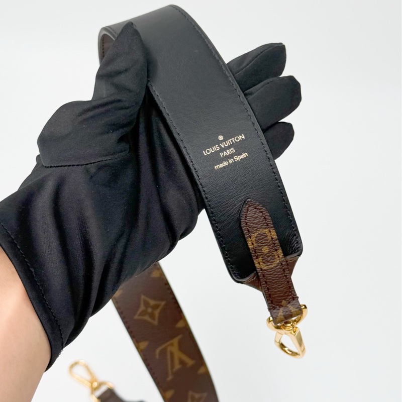 Louis Vuitton 經典Monogram 原花拼黑色牛皮雙面寬肩帶-1