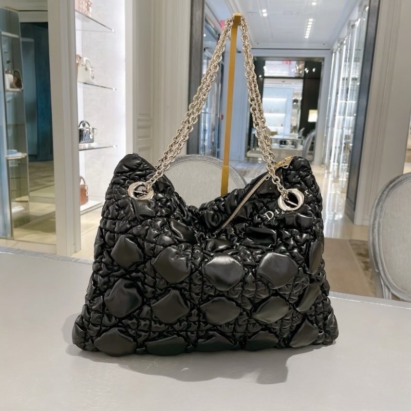 ⏰限時特賣價🌺Dior Crunchy 中款 Macrocannage 蓬鬆柔軟大籐格紋小牛皮包 黑色-2