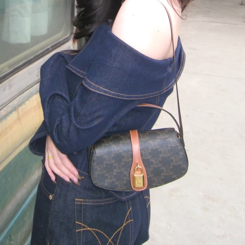 精緻小巧99新🆕Celine賽琳凱旋門老花金色鎖頭腋下包單肩手提包-4