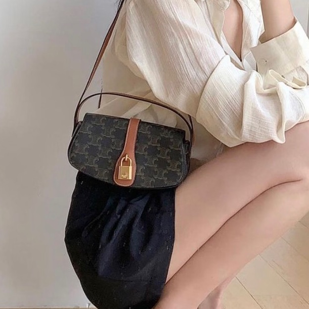 精緻小巧99新🆕Celine賽琳凱旋門老花金色鎖頭腋下包單肩手提包-5