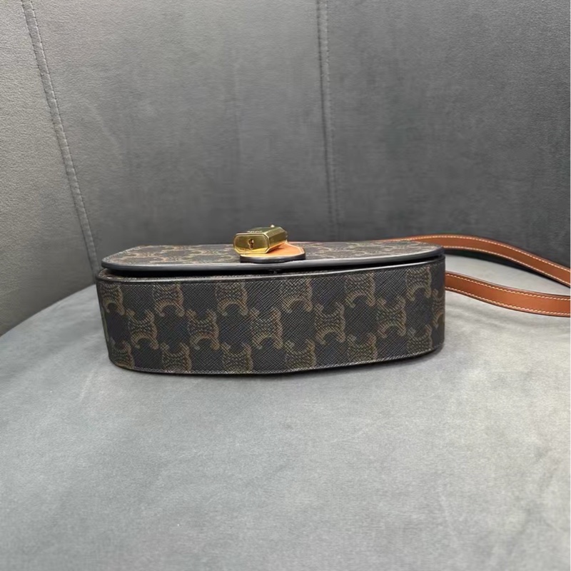 精緻小巧99新🆕Celine賽琳凱旋門老花金色鎖頭腋下包單肩手提包-14