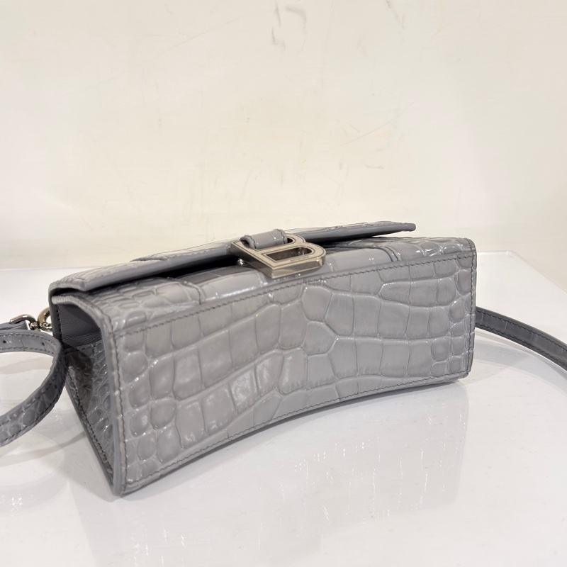 #閒置全配🈶台灣購證 #質感水泥灰 巴黎世家沙漏包xs #甩賣割愛💕-8