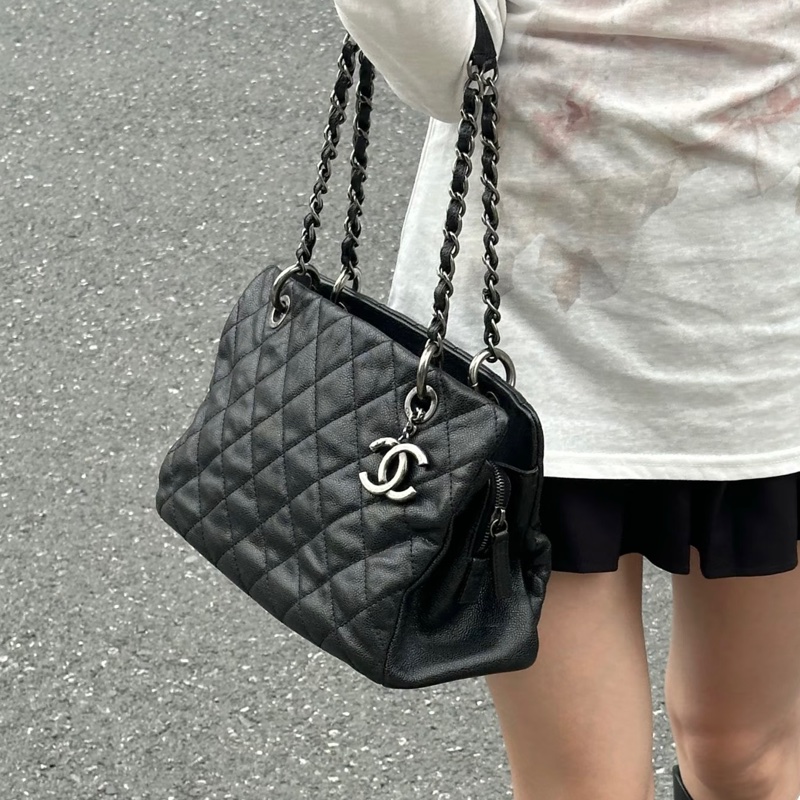 全網最低價😍Chanel香奈兒黑色復古銀扣荔枝皮托特包單肩手提包-1