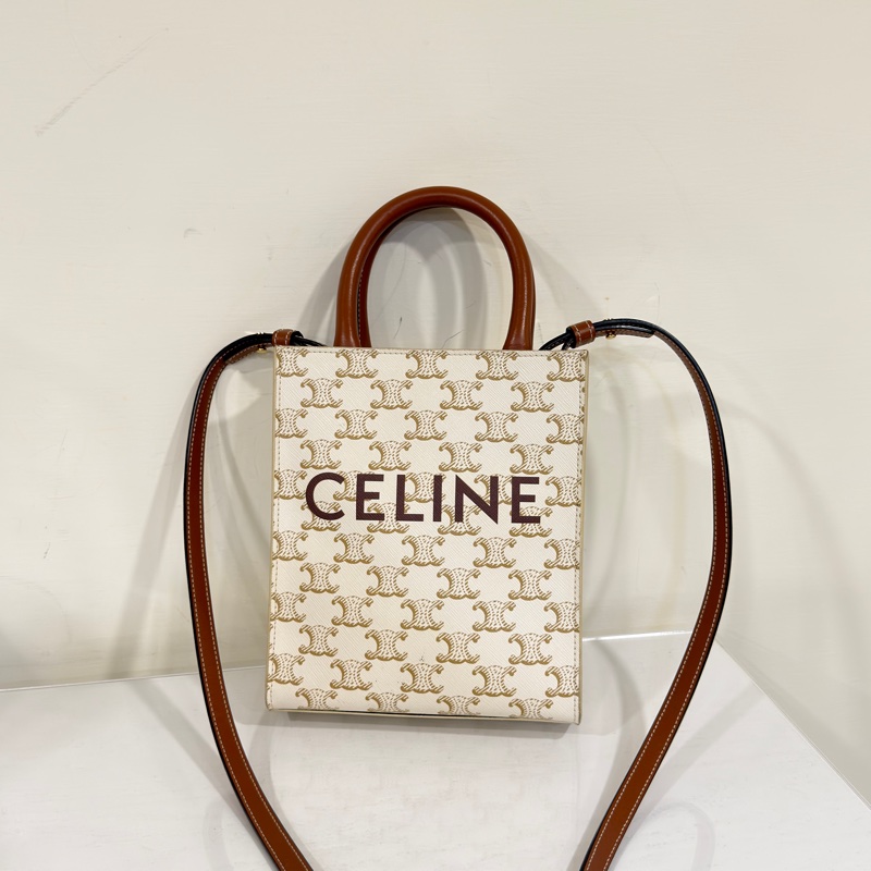 🈶購證 #配件齊全 #出清💰僅一顆 CELINE米白經典小托特🉑斜背-4