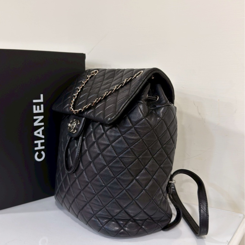 老錢千金感❤️‍🔥Chanel香奈兒黑銀羊皮中號薩爾茲堡雙肩後背包通勤背包-11