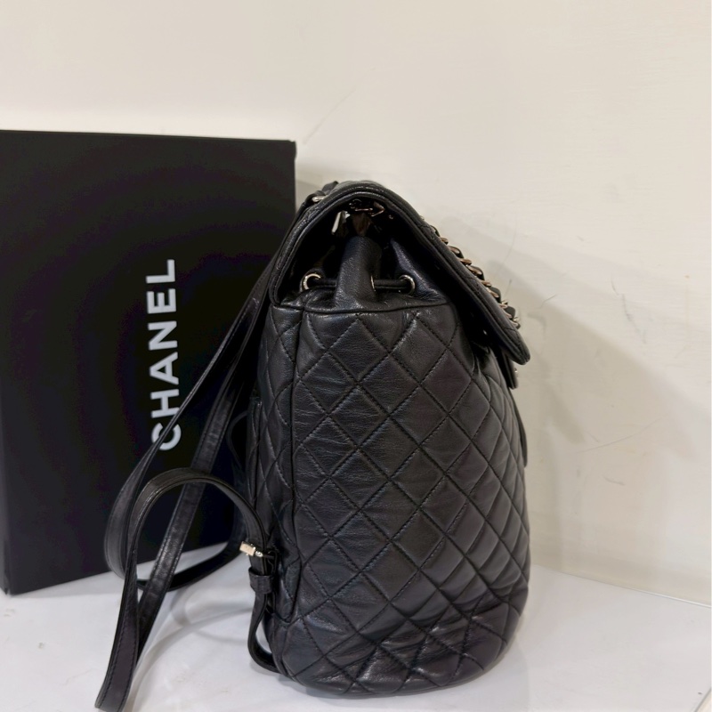 老錢千金感❤️‍🔥Chanel香奈兒黑銀羊皮中號薩爾茲堡雙肩後背包通勤背包-13