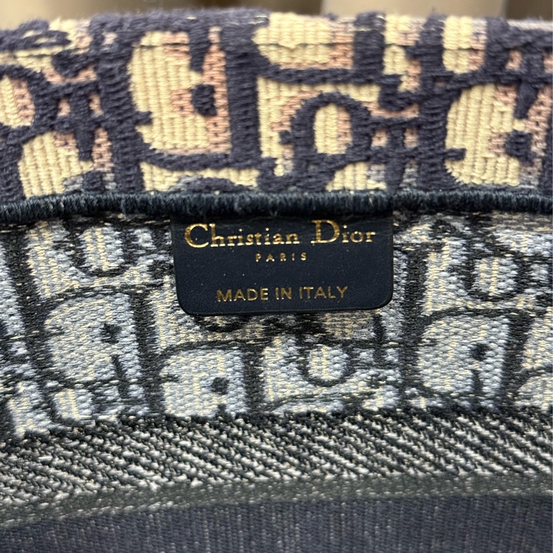 （經典必買）Dior迪奧 緹花刺繡Book tote 小型托特包-3