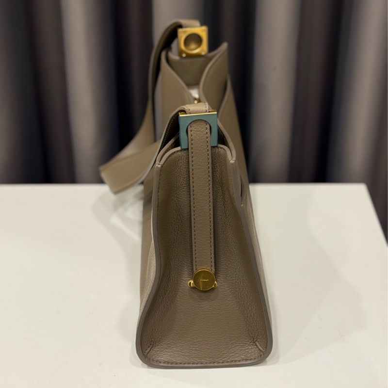 （全新未用）Bally皮革肩背包-3