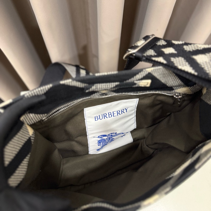 （全新甜價）BURBERRY 巴寶莉 中款 Trench 格紋棉混紡肩背托特包-1