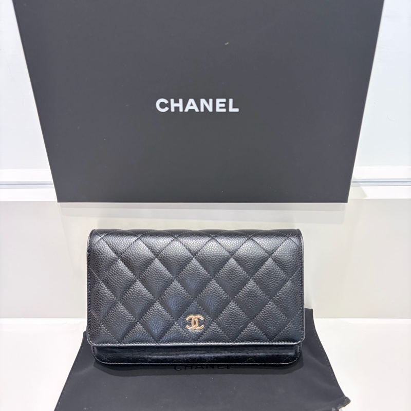 Chanel WOC 牛皮金扣經典款 牛金-0