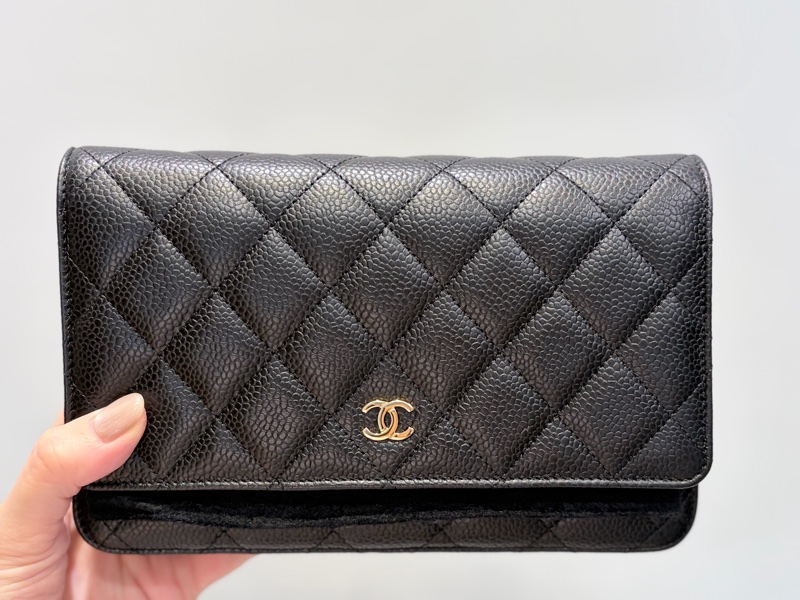 Chanel WOC 牛皮金扣經典款 牛金-4