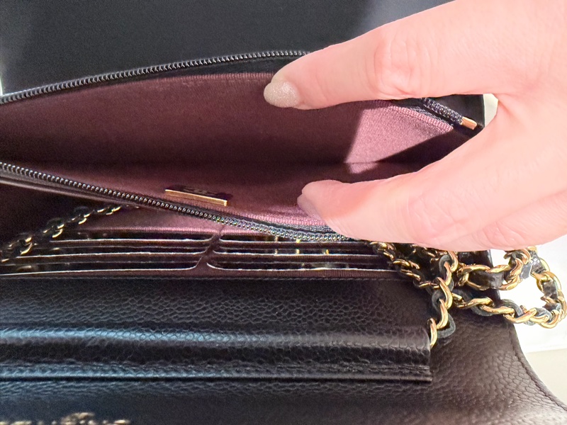 Chanel WOC 牛皮金扣經典款 牛金-20