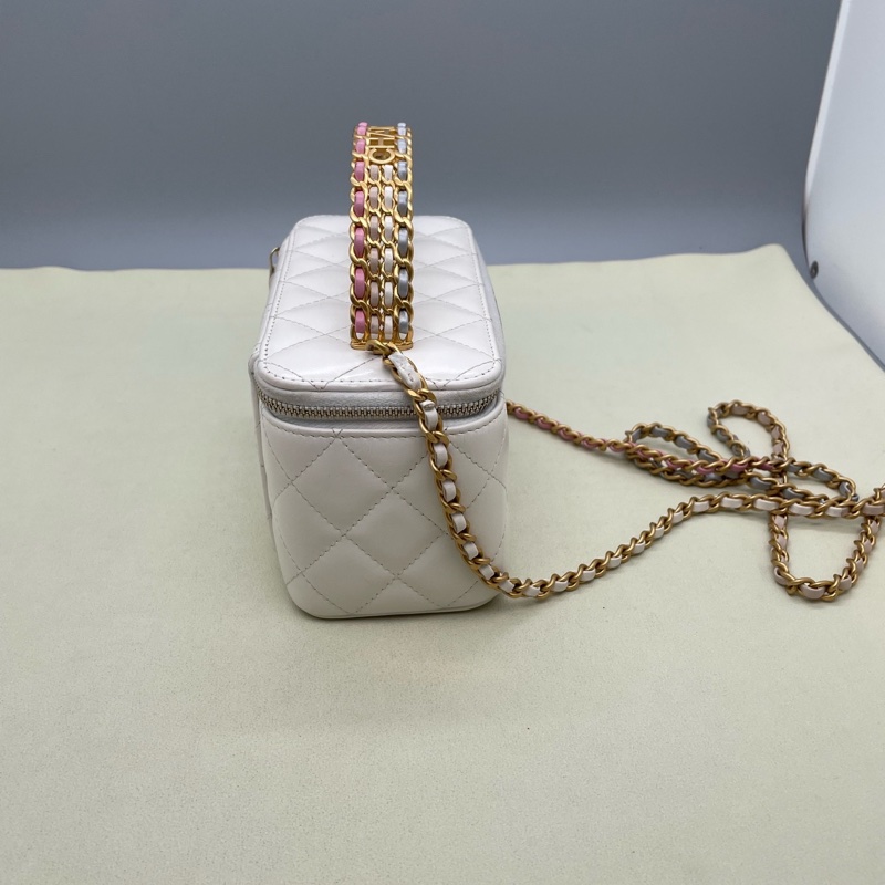 香奈兒 Chanel 鏈條手拿包 盒子化妝包  尺寸:10.0 × 16.5 × 8-3