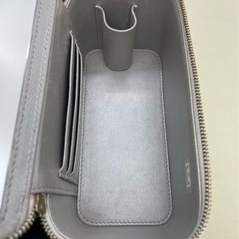 香奈兒 Chanel 鏈條手拿包 盒子化妝包  尺寸:10.0 × 16.5 × 8-7