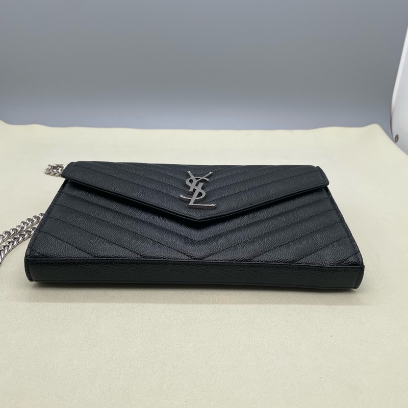 聖羅蘭/Saint laurent  黑銀魚子醬信封包  尺寸22.5 x 14 x 4-6