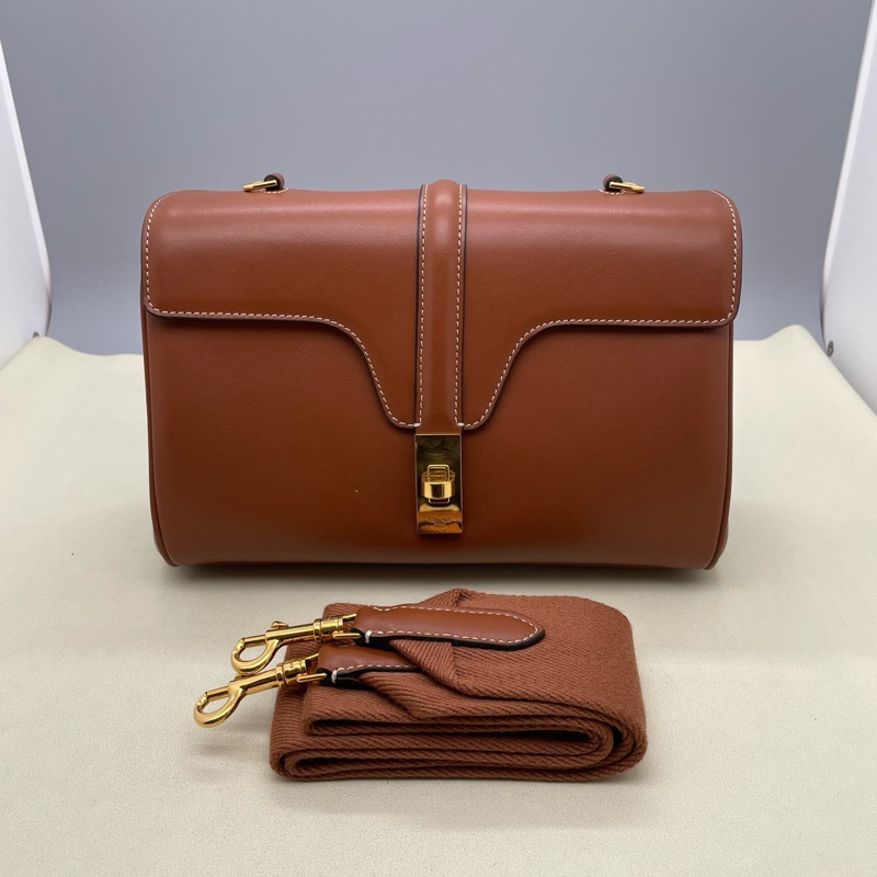 賽琳/Celine  焦糖色牛皮金扣soft 16單肩包 尺寸：24×17×6cm  附件：肩帶-0