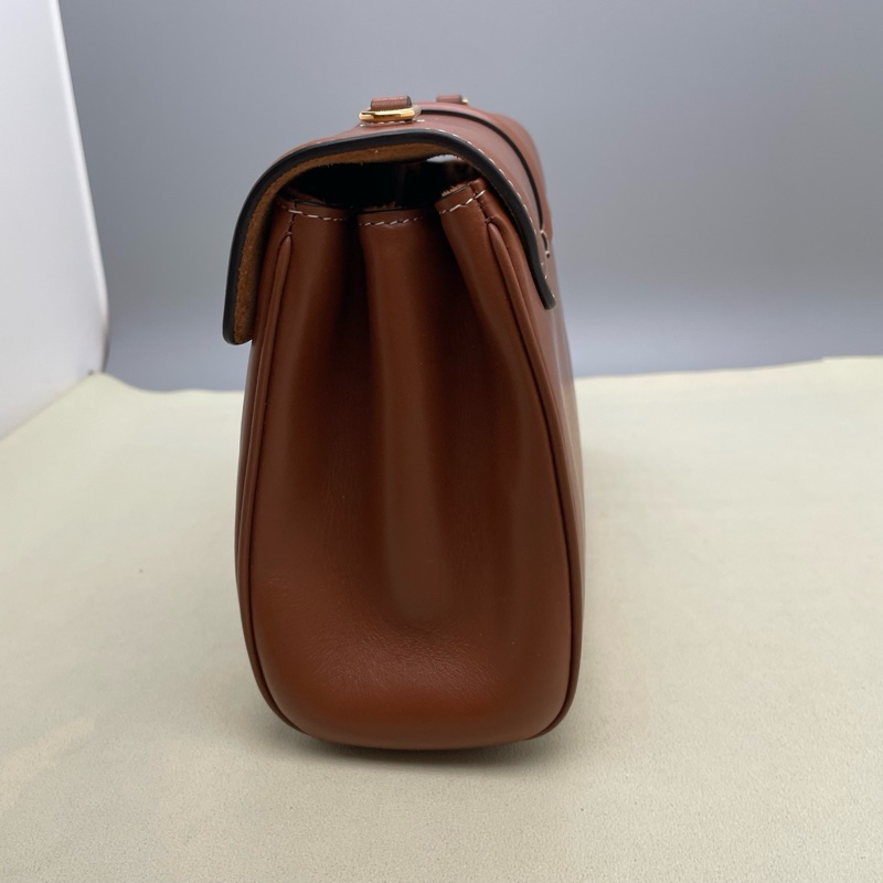 賽琳/Celine  焦糖色牛皮金扣soft 16單肩包 尺寸：24×17×6cm  附件：肩帶-5