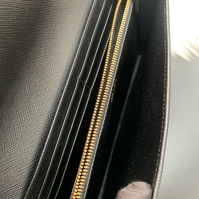 99新 PRADA普拉達黑色金扣十字紋牛皮長款錢包 尺寸：21*3*12cm 附件身份卡-5