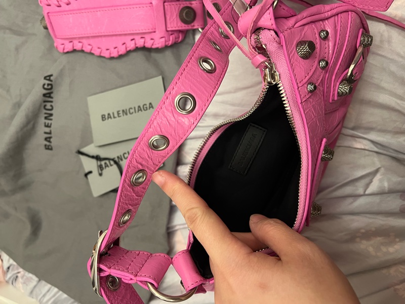 全新BALENCIAGA 巴黎世家機車包 原價8/9萬忘了-2