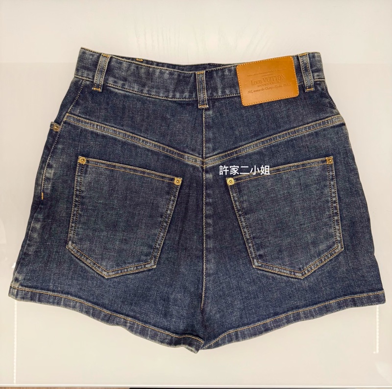 Louis Vuitton 全新牛仔短褲 36號-2