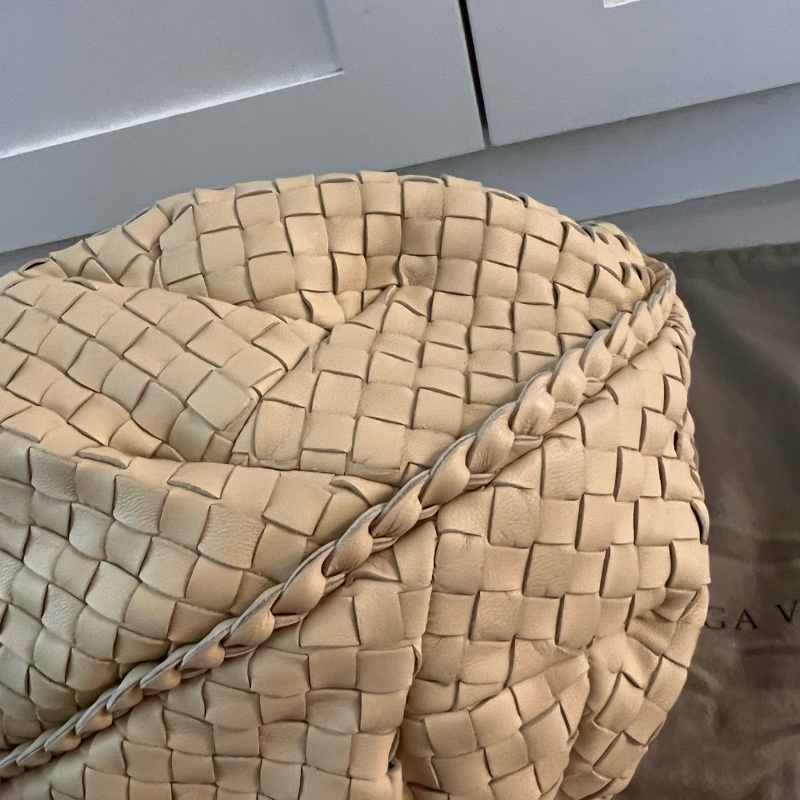 二手bv大款包 類是舒琪的款式原價10幾萬-14