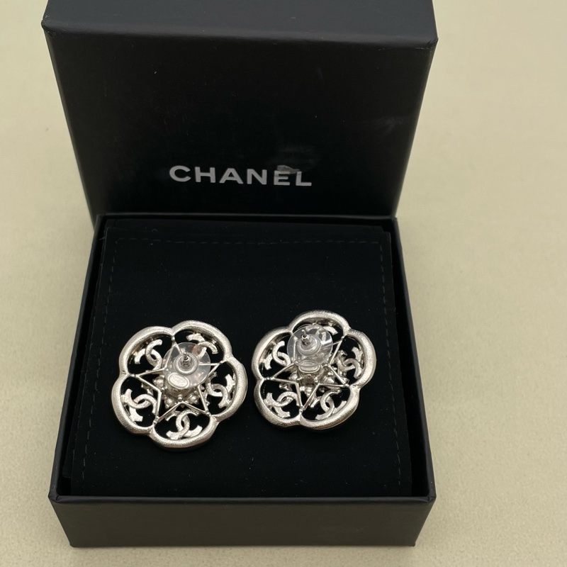 Chanel/香奈兒 山茶花耳釘，經典雙C標誌，滿鑽鑲嵌 c20 附件：盒子-3