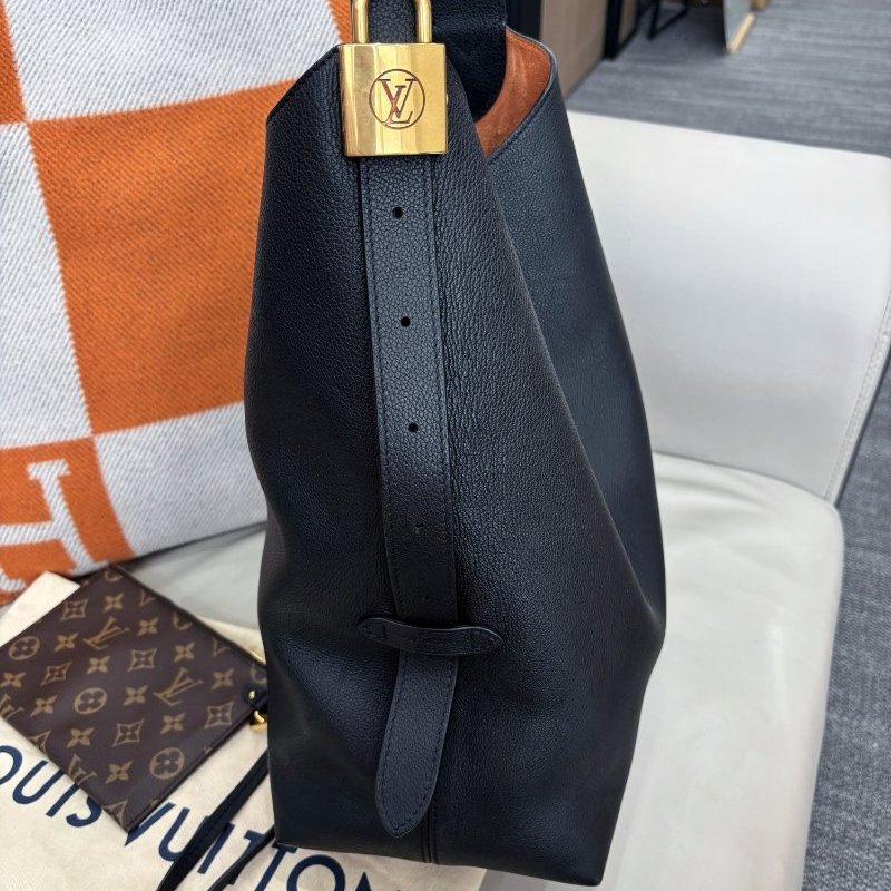 芯片款 路易威登/Louis Vuitton 黑色Low Key HoBo中號手袋-2