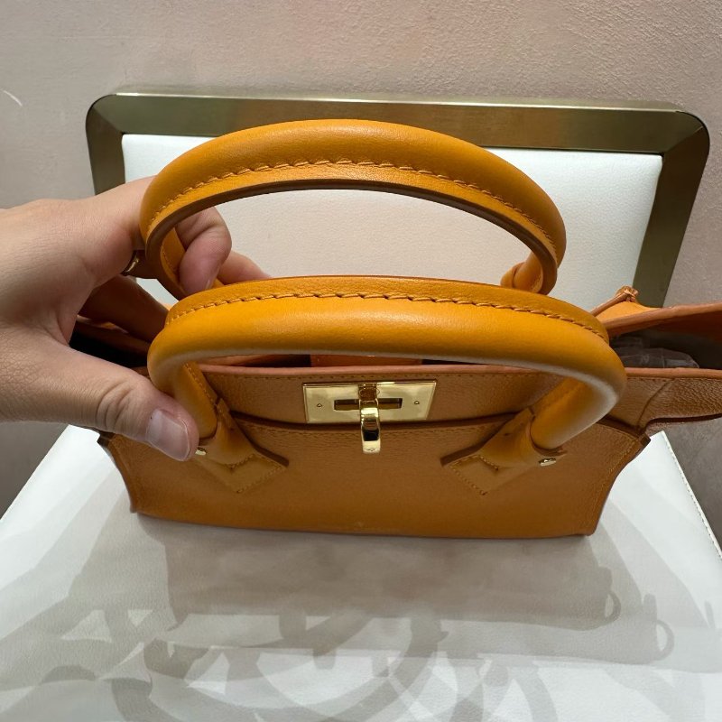 LV 芯片款 on my side 黃色全皮鏤空小號 25*20 99新配件塵袋-6